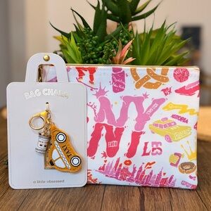 Bundle!! New York Taxi theme Keychain and make up bag ✨🗽🚕
